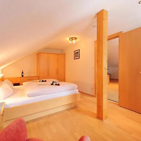 B&B Haus Enzian